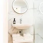 Apartmán De Paradas